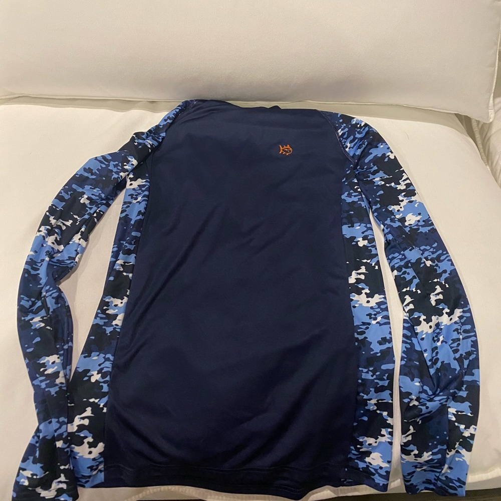 Southern Tide Long Sleeve dri-fit material